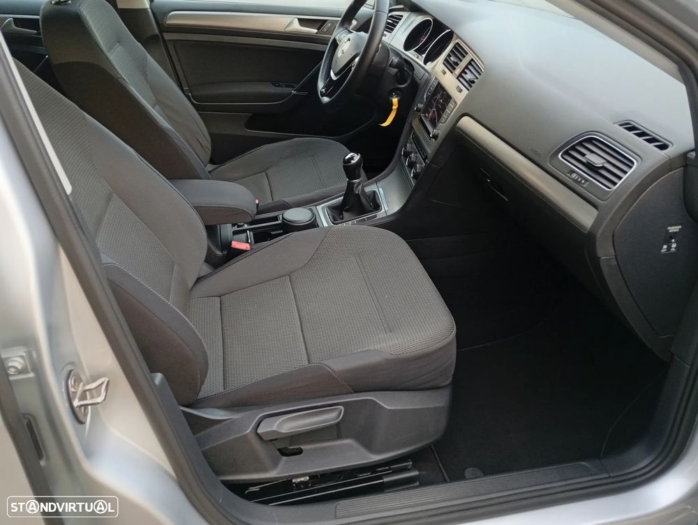 VW Golf Variant 1.6 TDi GPS Edition - 18