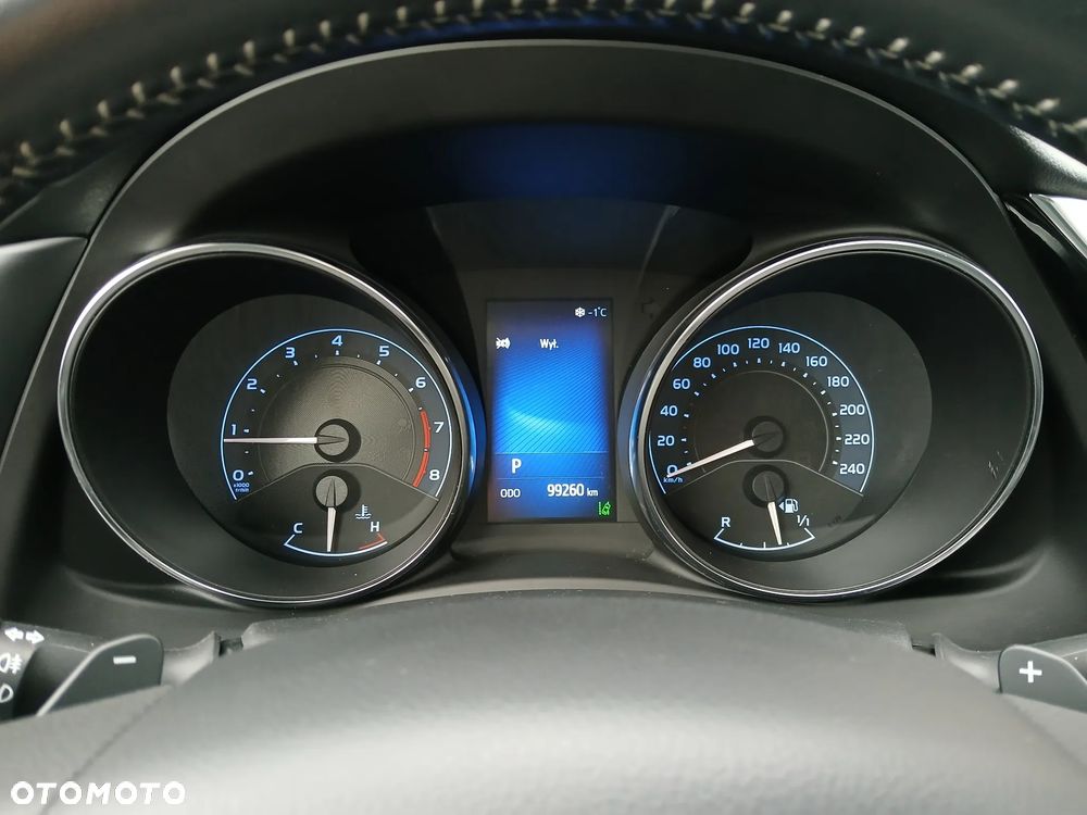 Toyota Auris 1.6 Premium MS - 16