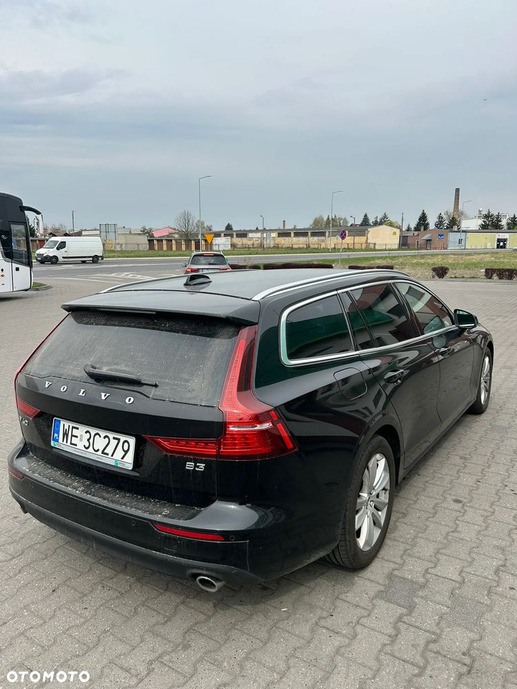 Volvo V60 B3 B Momentum Pro - 22