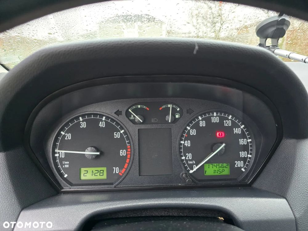 Skoda Fabia 1.4 16V Active - 6