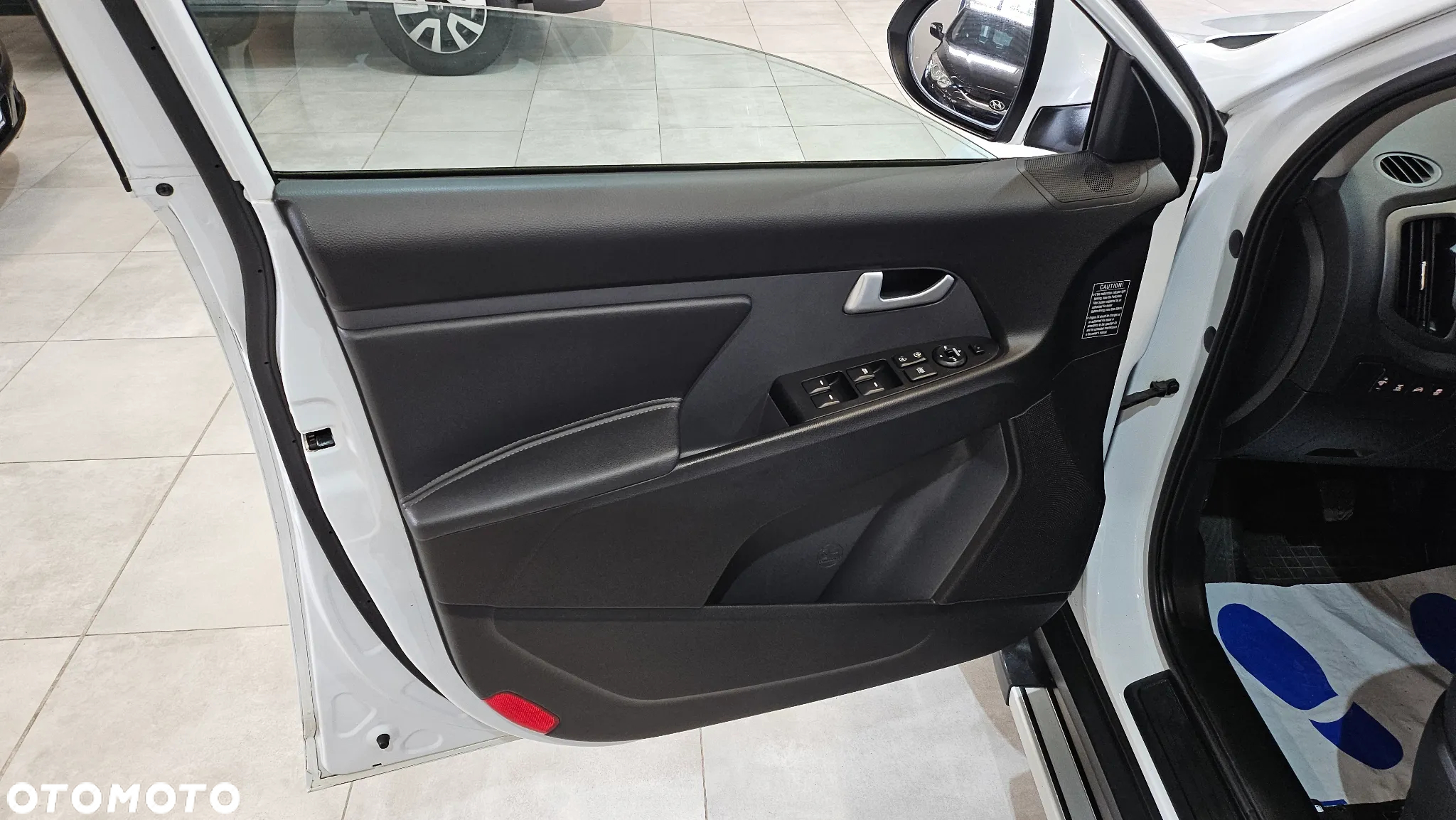 Kia Sportage 2,0 CRDI AWD Vision - 17