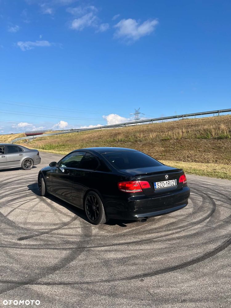 BMW Seria 3 320d - 11
