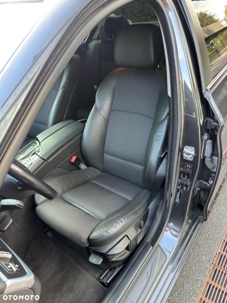 BMW Seria 5 - 16