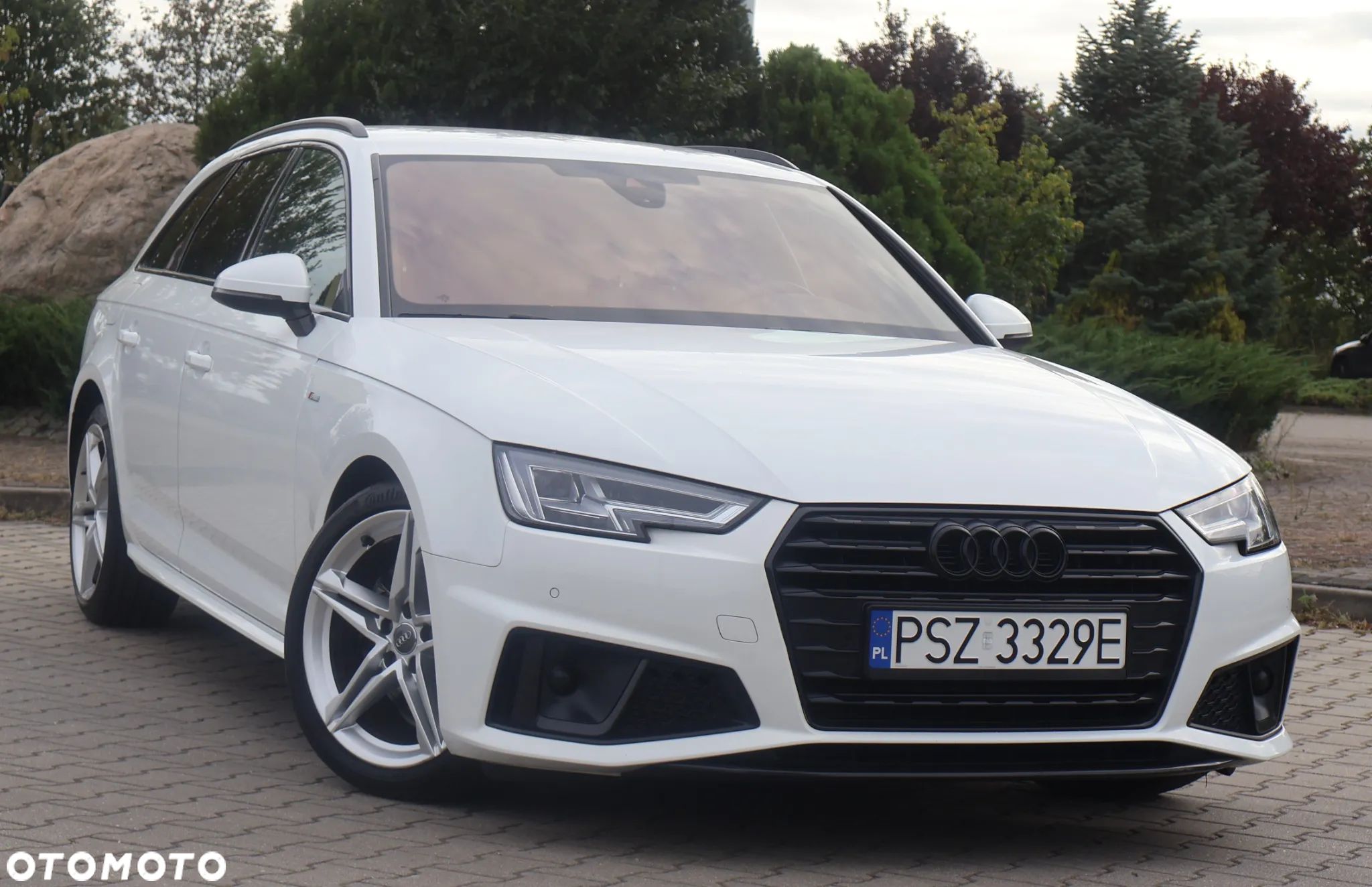 Audi A4 - 1