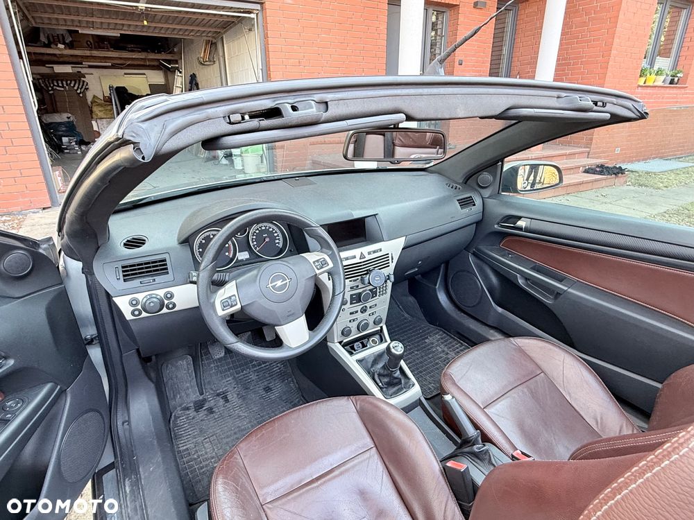 Opel Astra 1.9 CDTI DPF Cosmo - 7