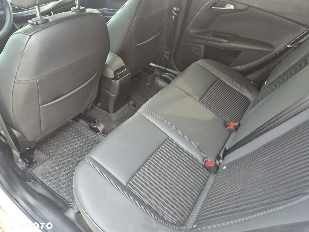 Fiat Tipo 1.4 T-Jet 16v Lounge - 24