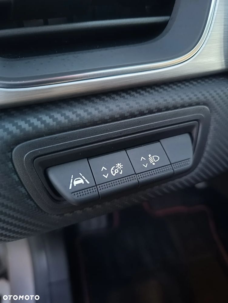 Renault Captur 1.3 TCe mHEV R.S Line EDC - 32