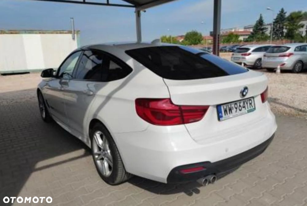 BMW Seria 3 320i GPF - 10