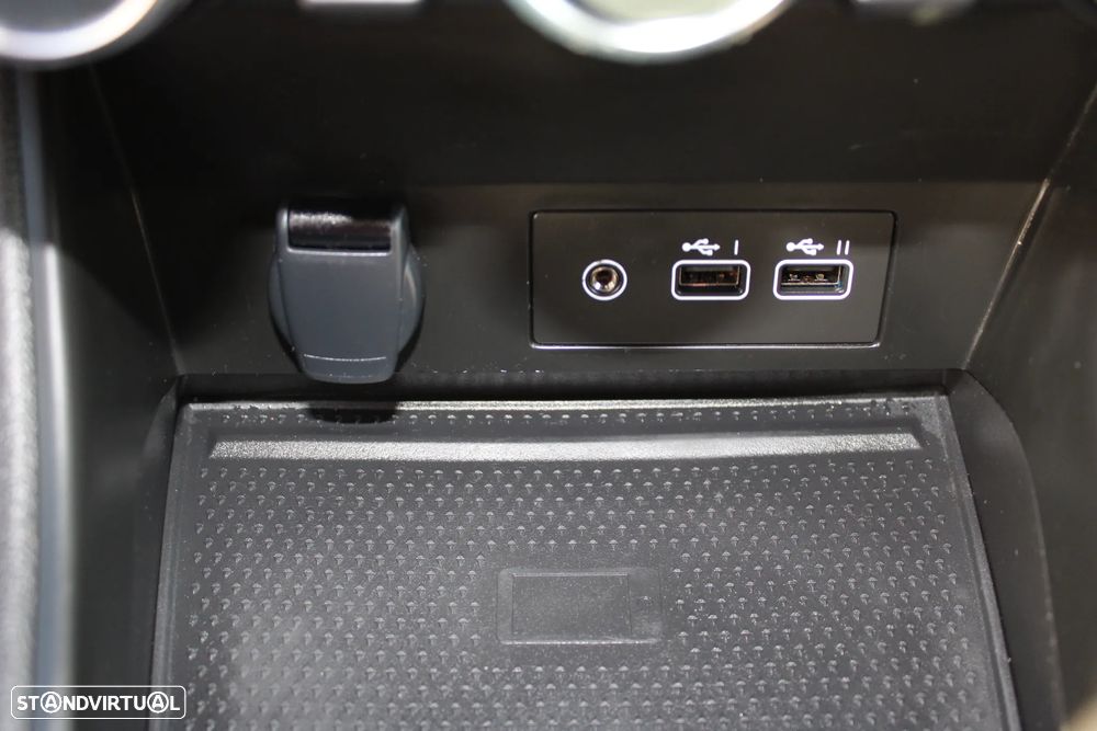 Renault Captur 1.0 TCe Techno Bi-Fuel - 16