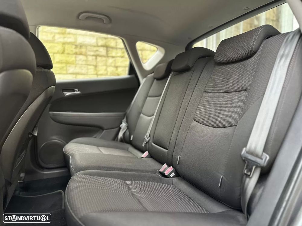 Hyundai i30 1.4 CVVT Blue Comfort - 21