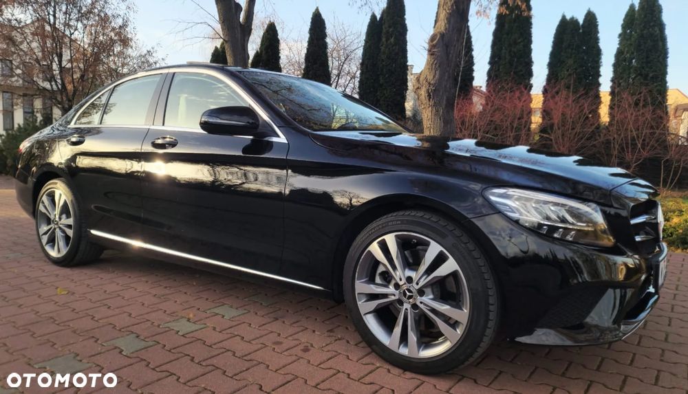 Mercedes-Benz Klasa C 300 9G-TRONIC Avantgarde - 8