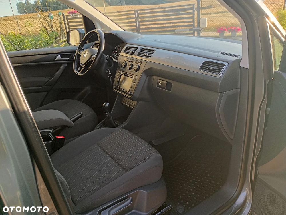 Volkswagen Caddy - 22