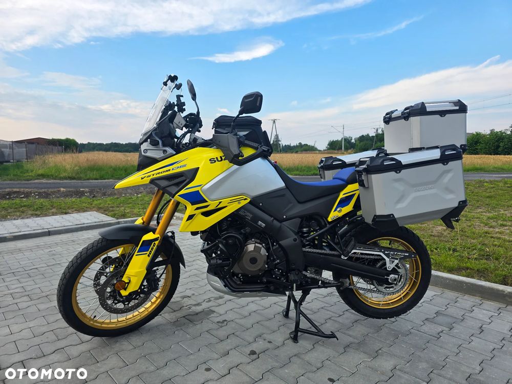 Suzuki V-STROM - 2