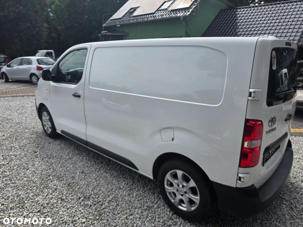 Toyota ProAce Kombi D-4D Medium 2,7t - 4