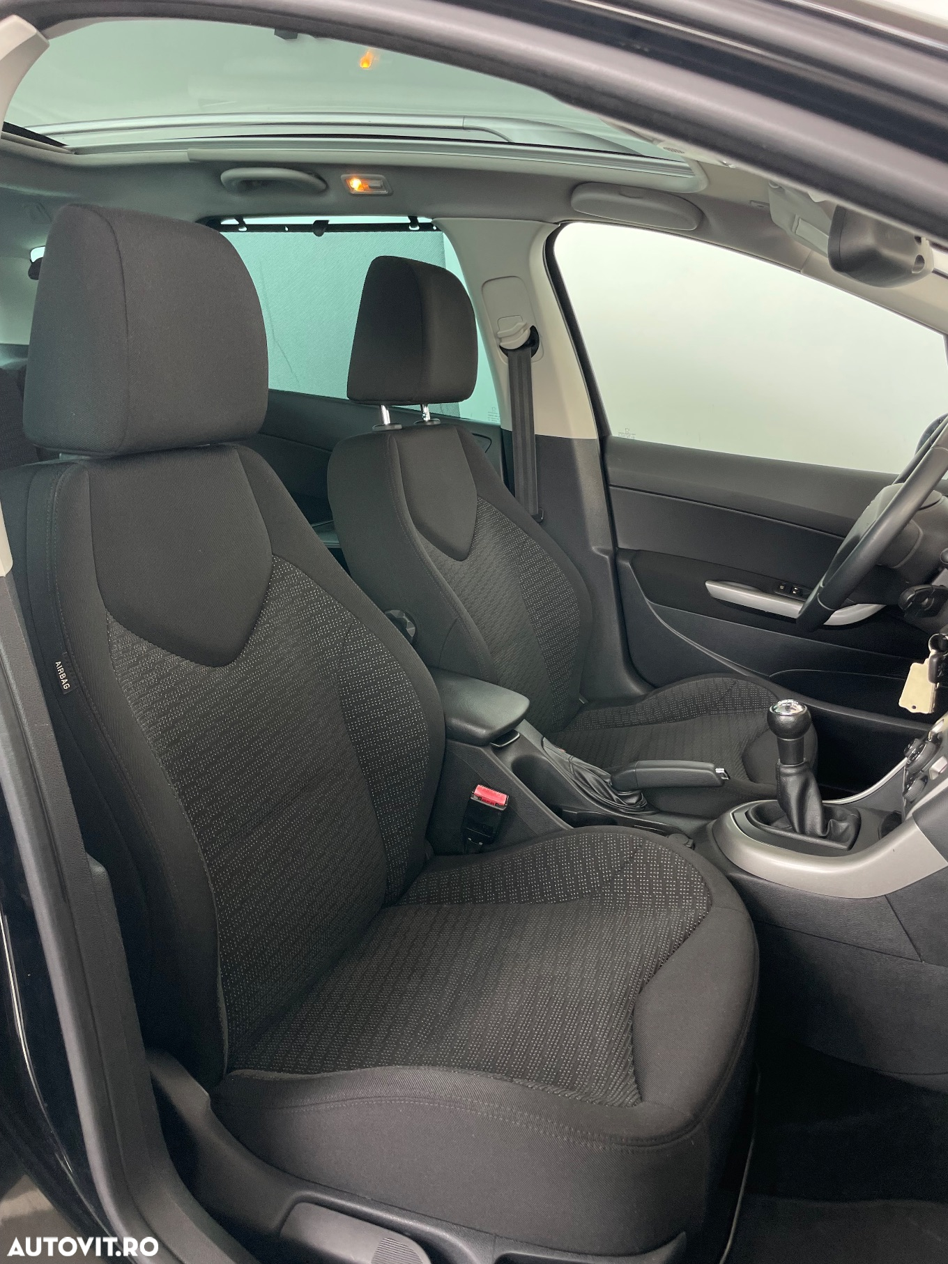 Peugeot 308 SW 120 VTi Premium - 24