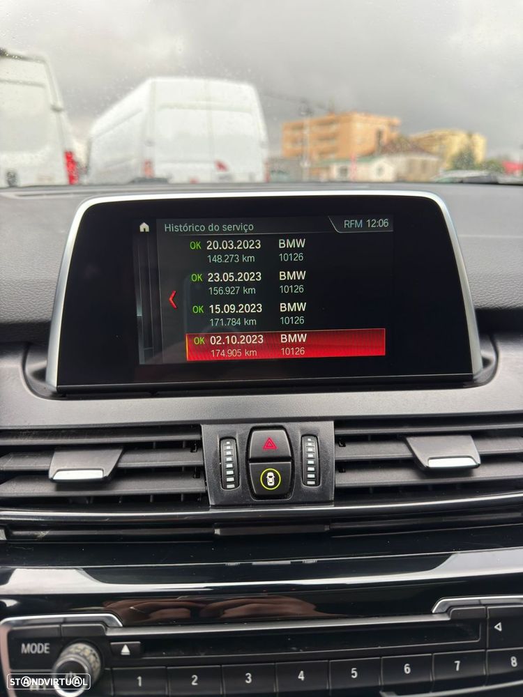 BMW 216 Active Tourer d Line Sport - 42