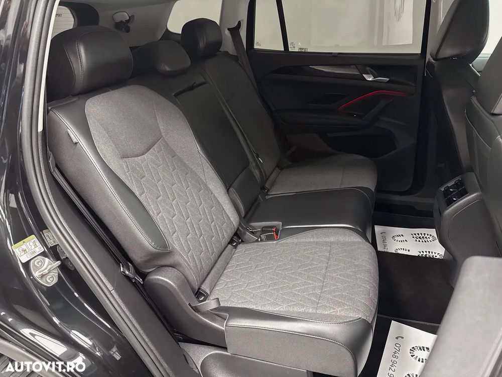 Volkswagen Tayron 1.5 eTSI DSG MHEV Life - 22