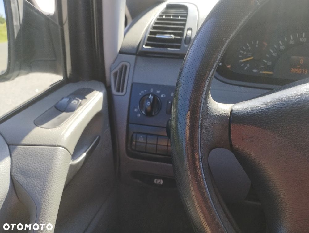 Mercedes-Benz Vito - 10
