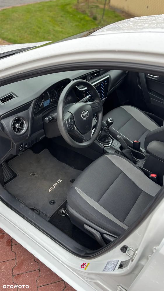 Toyota Auris 1.6 Active - 8