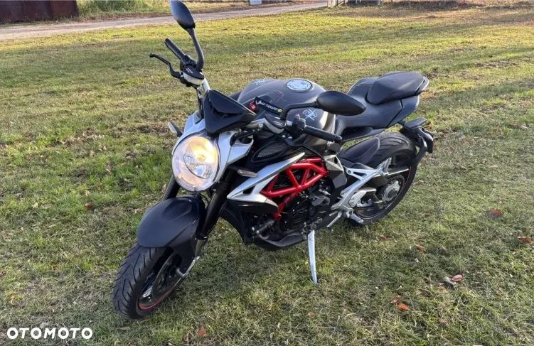 MV AGUSTA Brutale - 5
