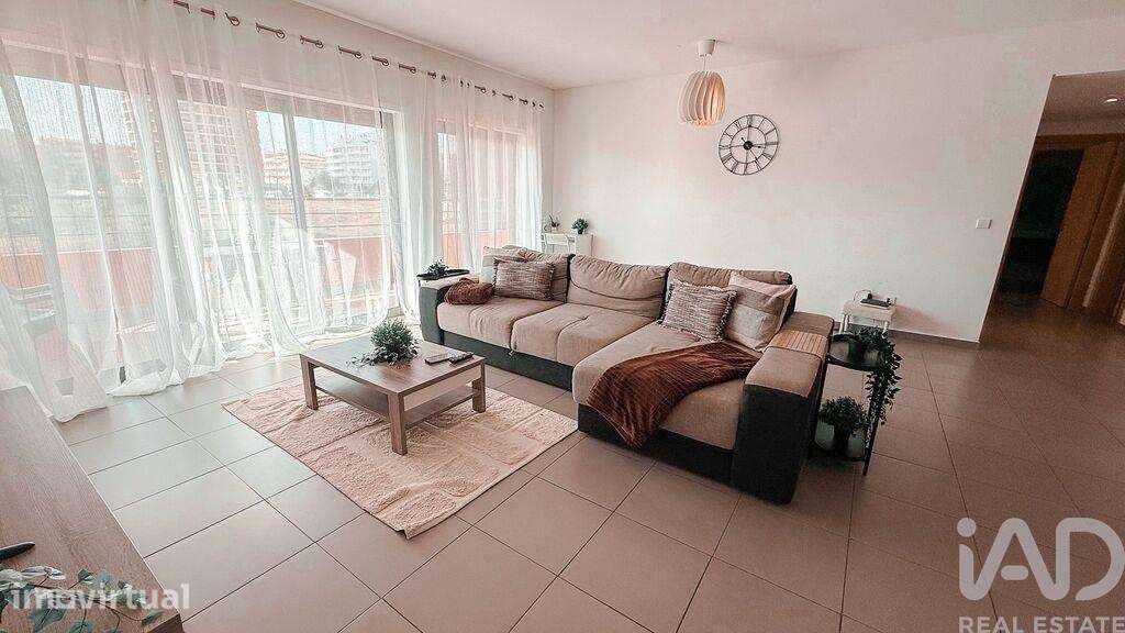 Apartamento T2 em Portimão de 100,5 m2 - Grande imagem: 2/21
