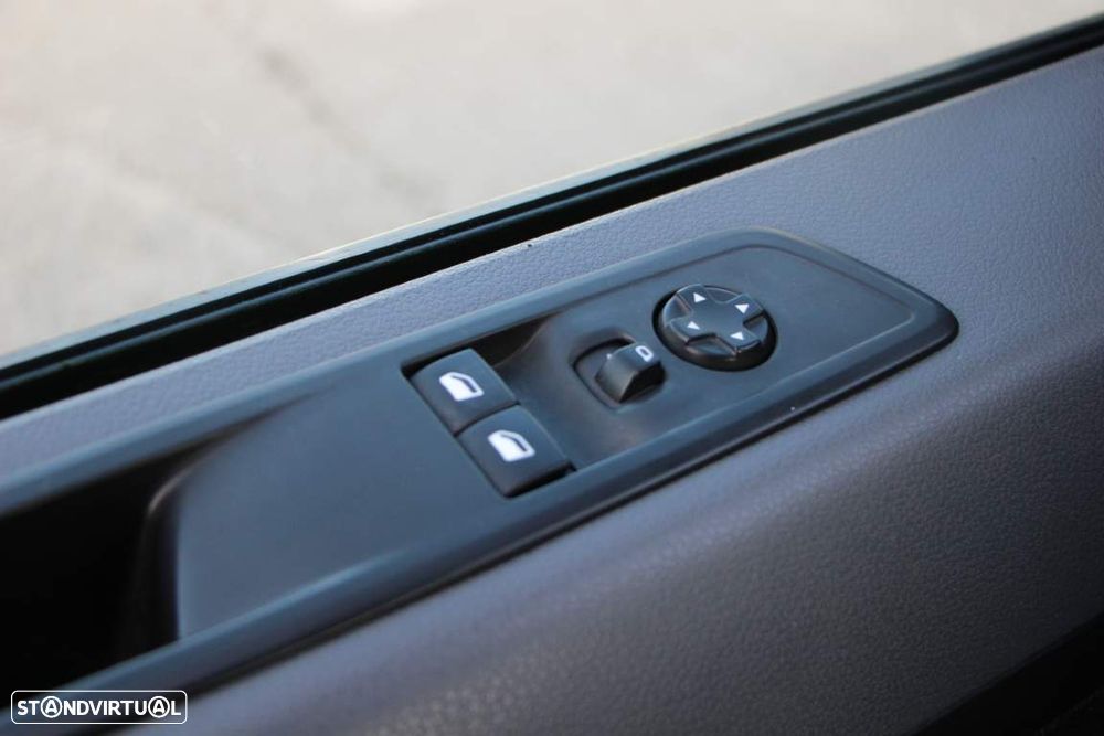 Opel Vivaro 1.5 CDTi L2H1 Enjoy Caixa Isotérmica - 13
