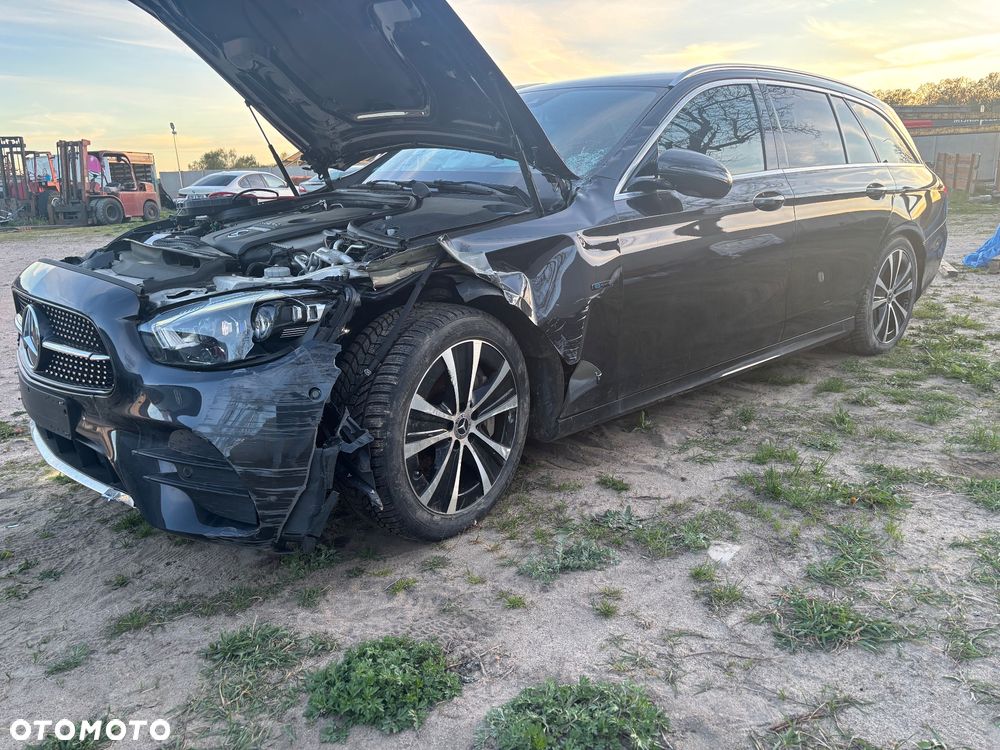 Mercedes-Benz Klasa E 300 AMG - 13