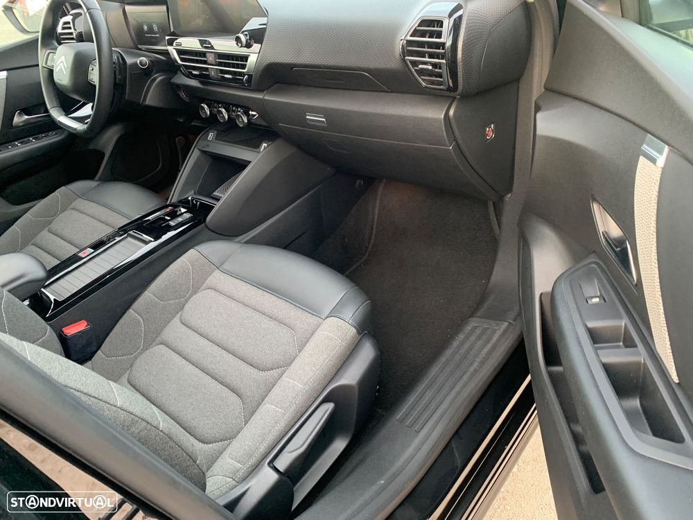 Citroën C4 X - 12