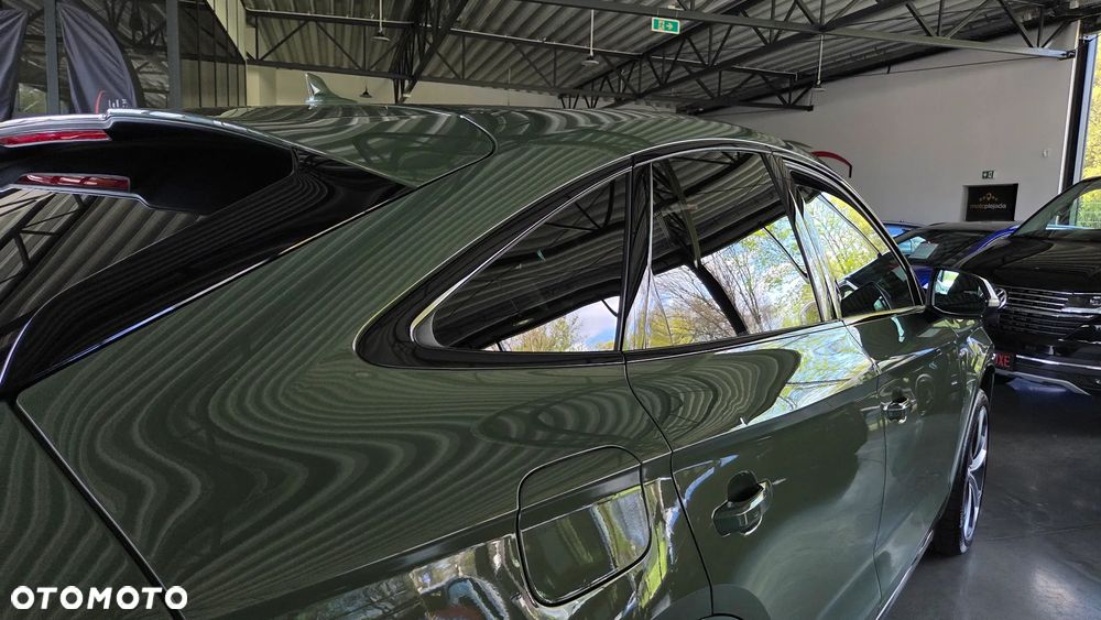 Audi Q5 Sportback - 4