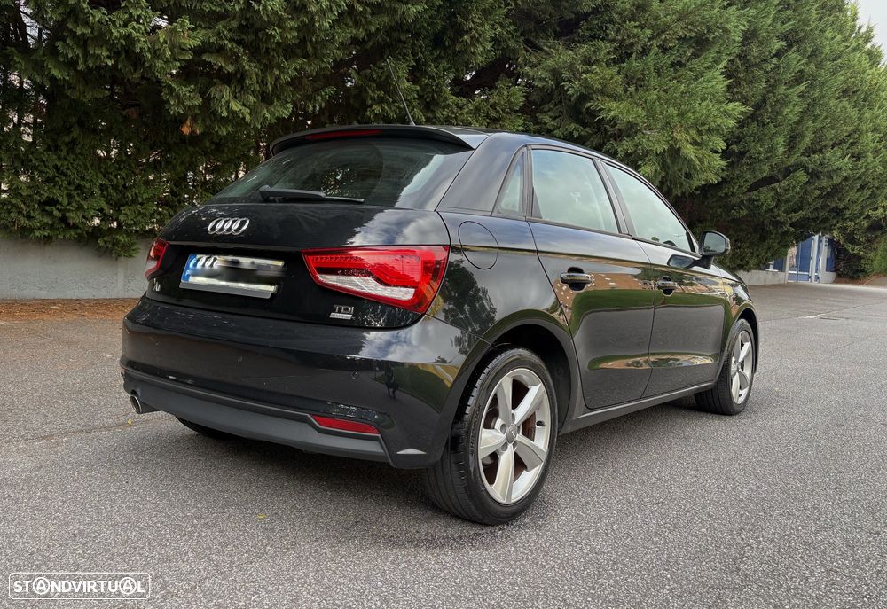 Audi A1 Sportback 1.4 TDI Sport S tronic - 4