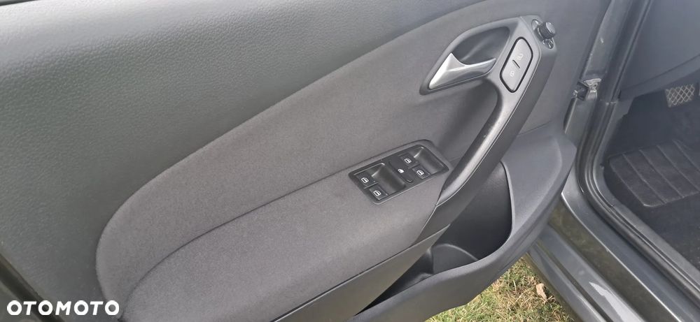 Volkswagen Polo 1.4 DSG Team - 15