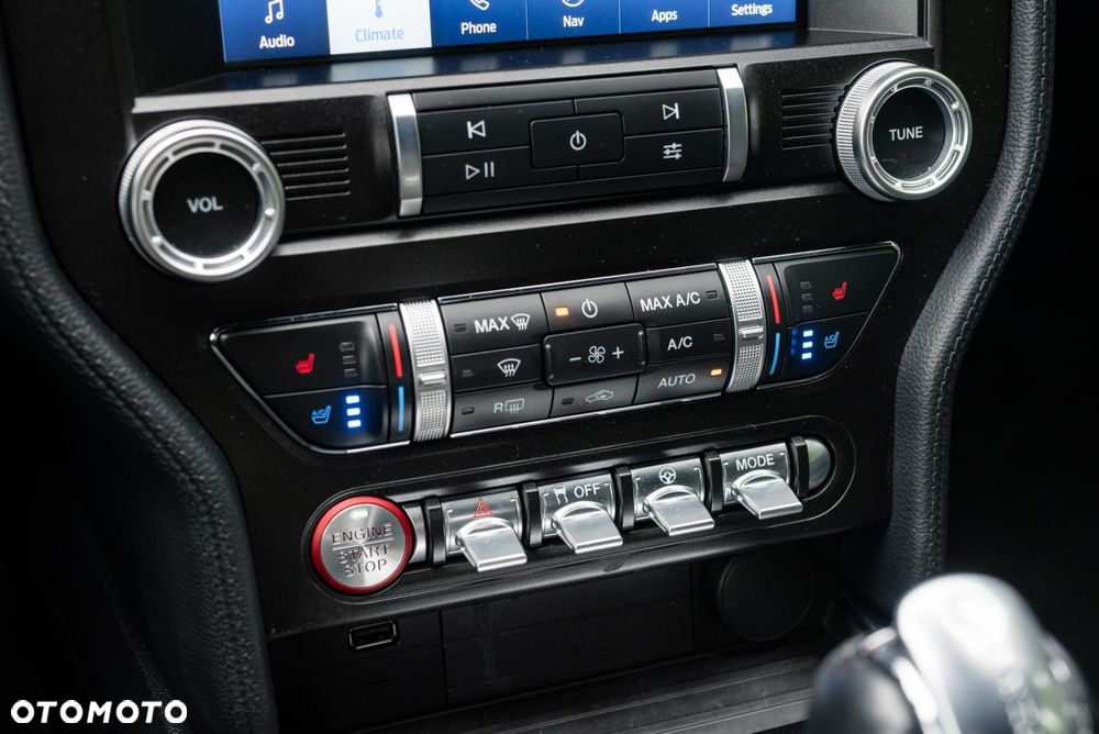 Ford Mustang 5.0 V8 GT - 19