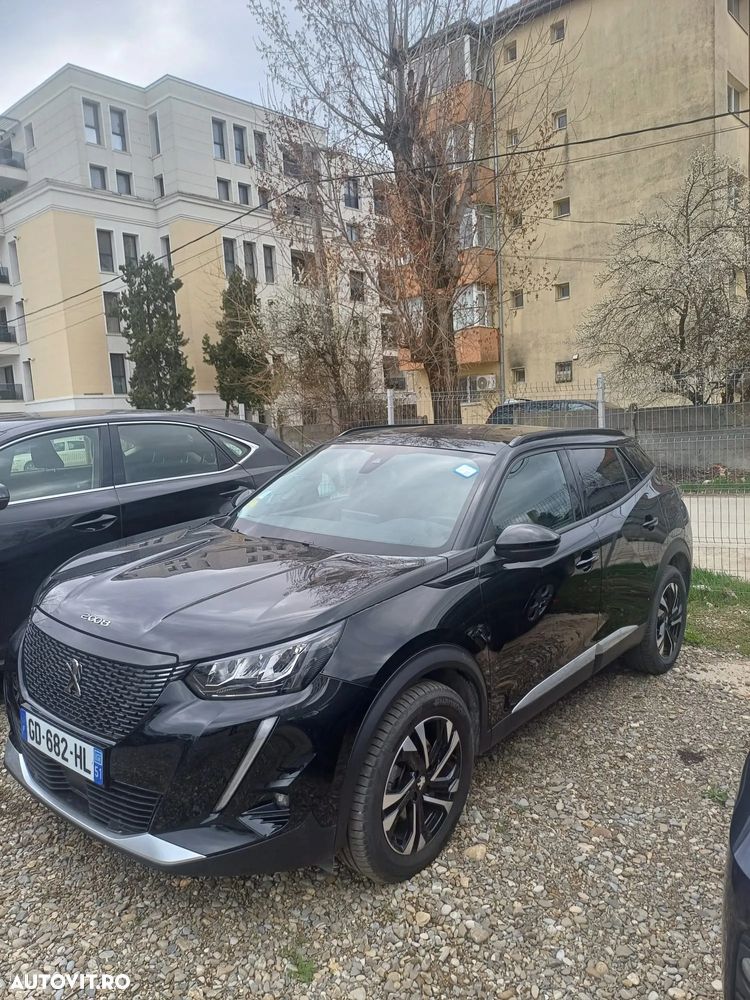 Peugeot 2008 1.5 BlueHDI EAT8 STT GT Pack - 3