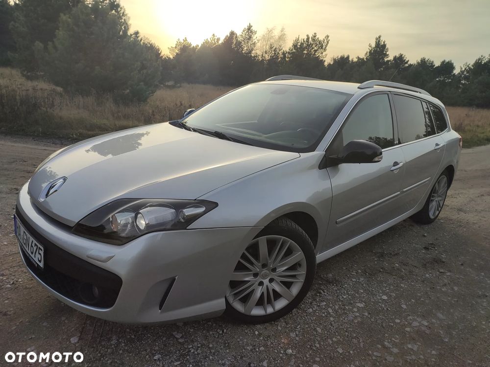 Renault Laguna 2.0 DCi FAP GT - 2