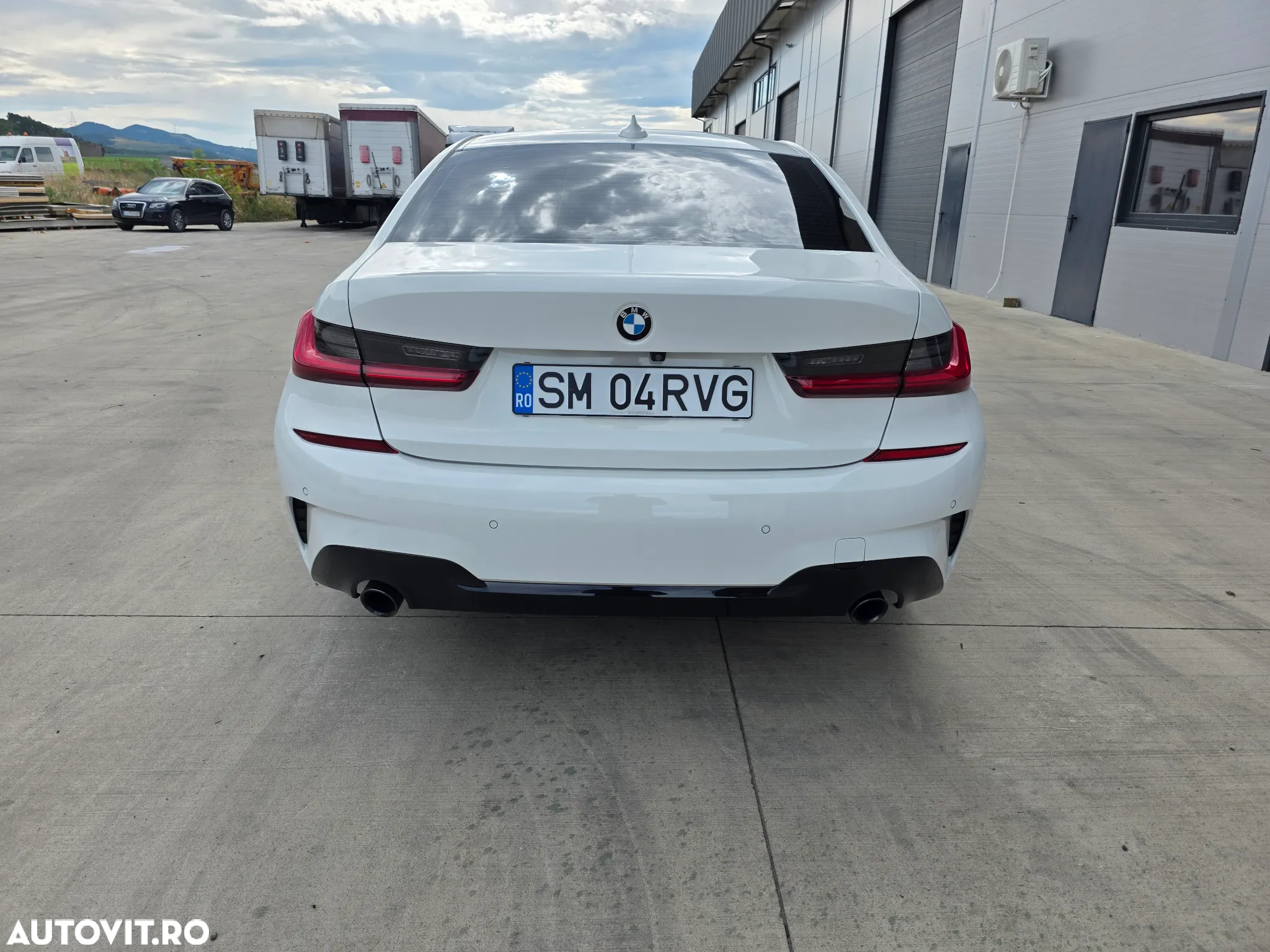 BMW Seria 3 330i xDrive Aut. M Sport - 6