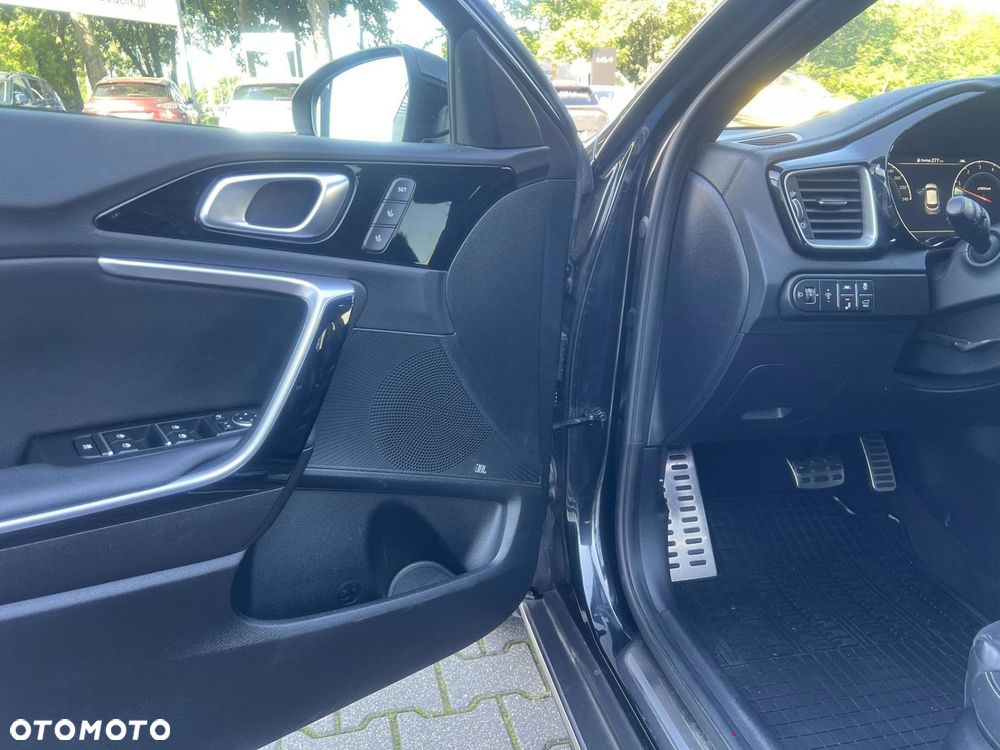 Kia XCeed 1.5 T-GDI Prestige Line DCT - 11