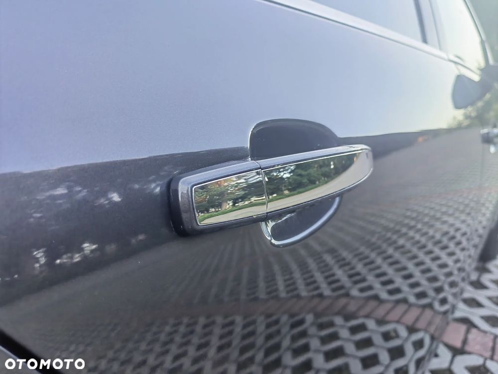 Opel Insignia - 18
