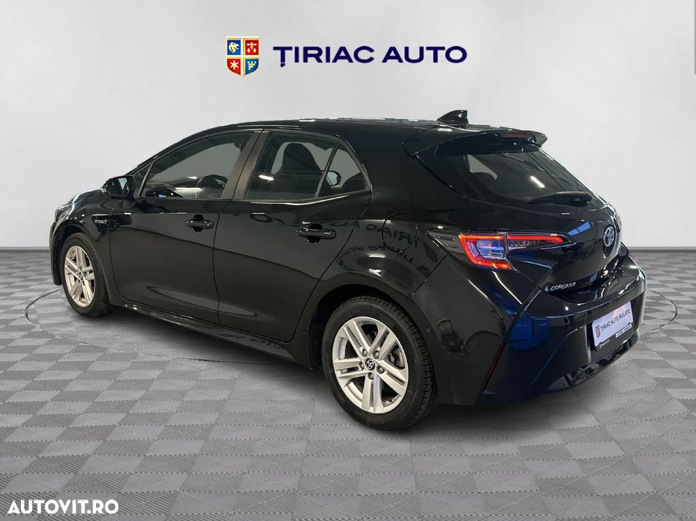 Toyota Corolla - 3