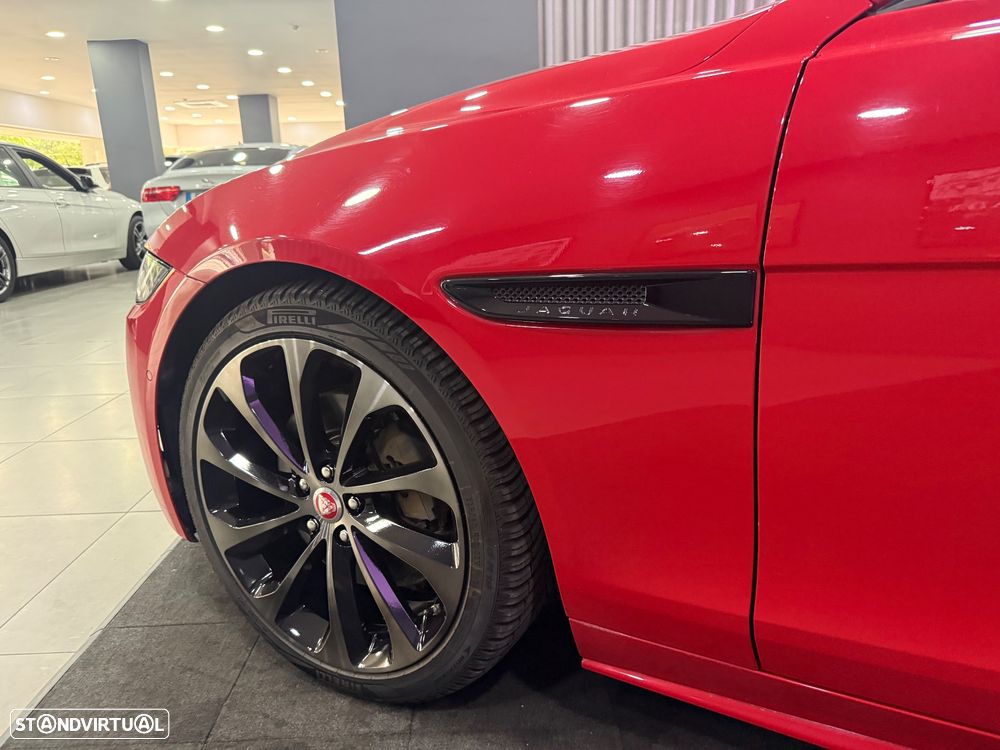 Jaguar XE D180 Aut. R-Dynamic S - 11