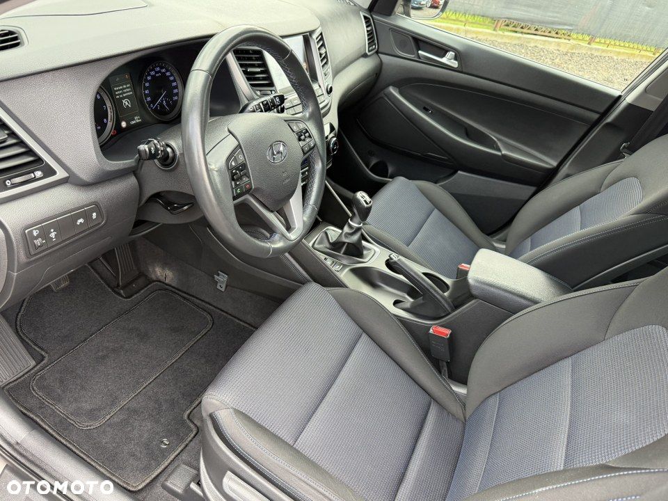 Hyundai Tucson blue 1.6 GDi 2WD Passion - 17