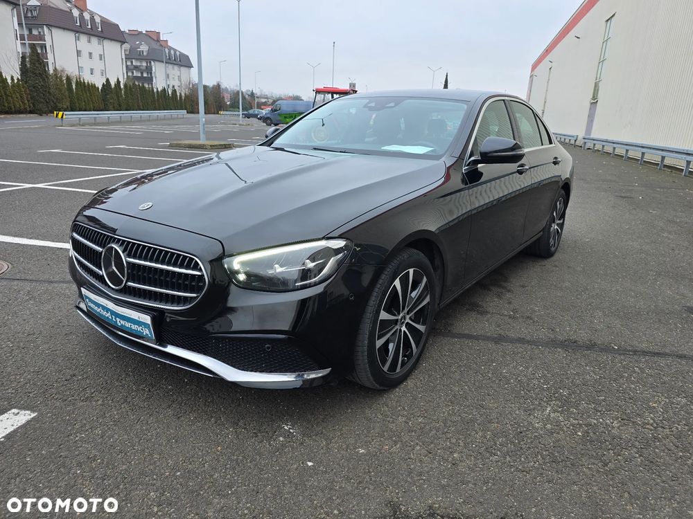 Mercedes-Benz Klasa E 300 Business Edition - 8