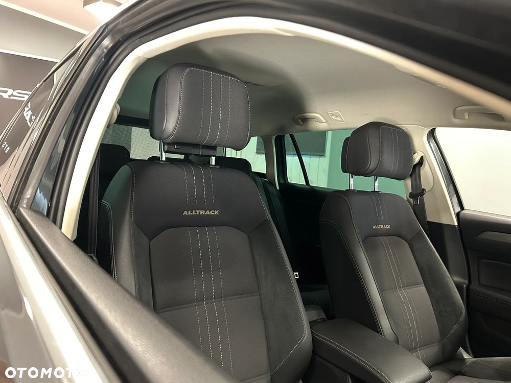 Volkswagen Passat - 9