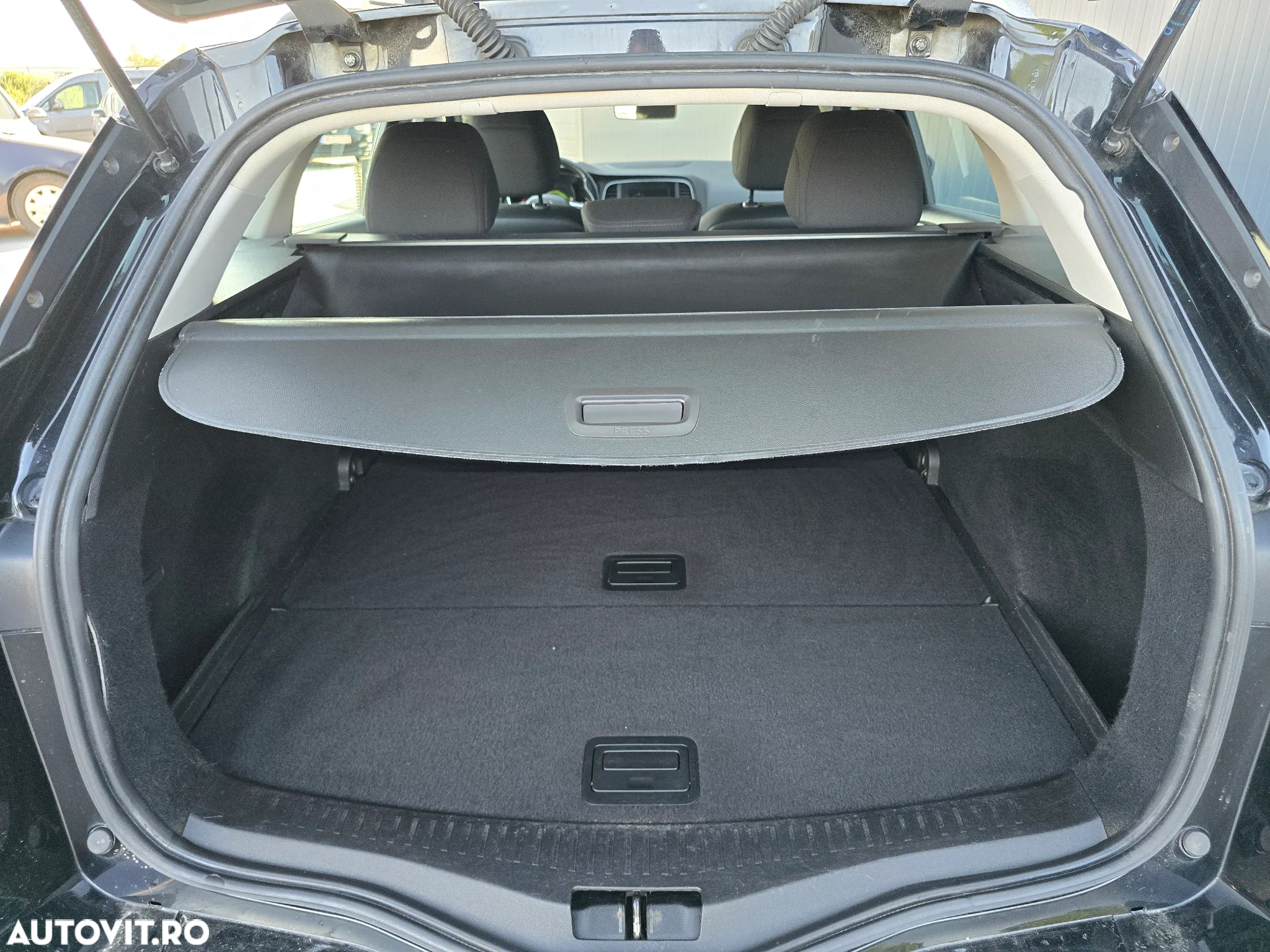 Renault Megane ENERGY dCi Zen - 7