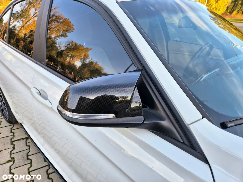 BMW Seria 3 328i Sport-Aut Luxury Line - 9