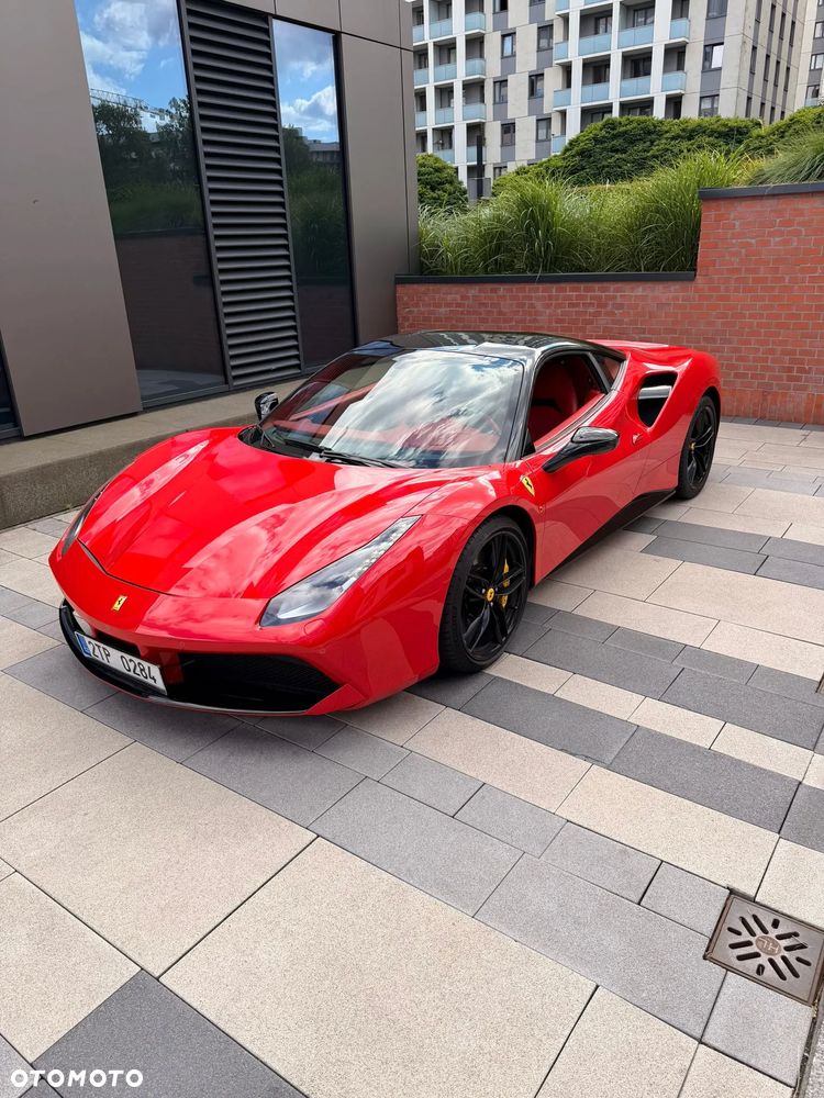 Ferrari 488 - 18