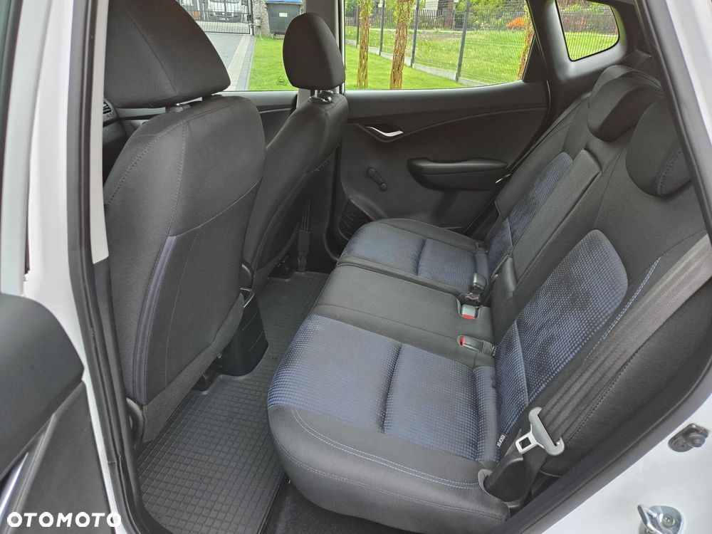 Hyundai ix20 1.4 CRDi Trend - 18