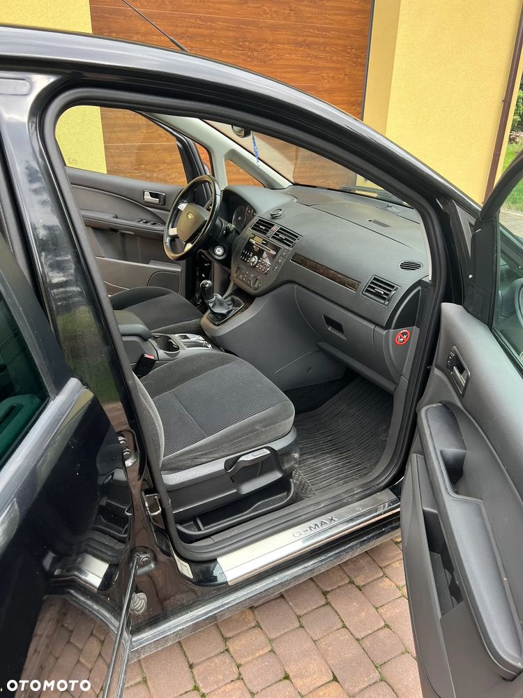 Ford Focus C-Max 2.0 TDCi Ghia - 11