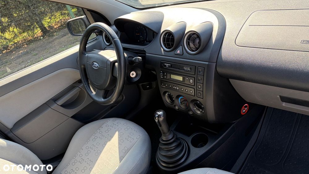 Ford Fiesta 1.4 - 12