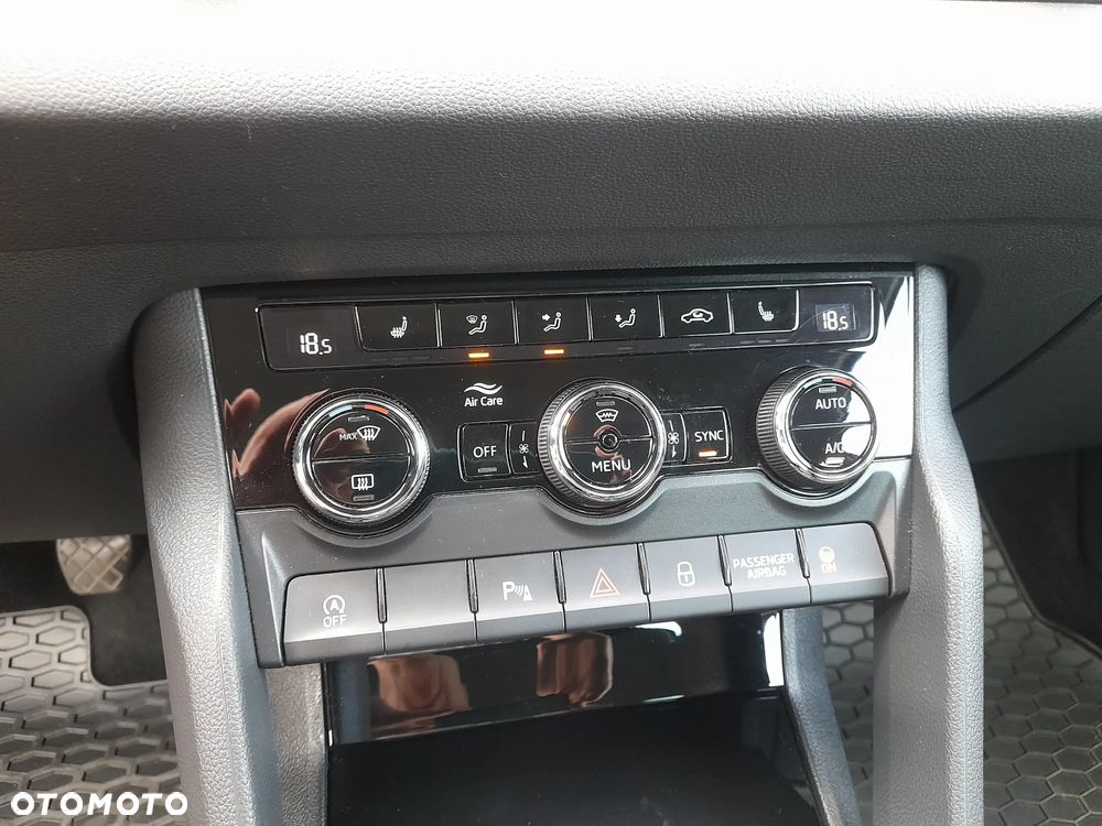 Skoda Karoq 1.5 TSI ACT 4x2 Style - 12