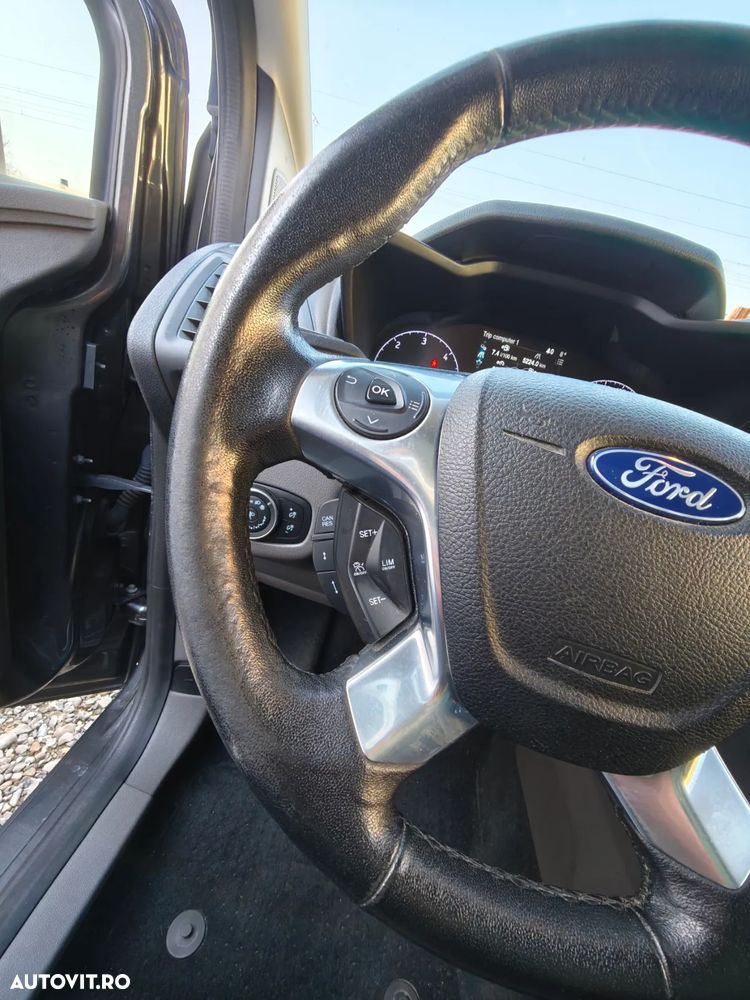 Ford Tourneo Connect 1.5 EcoBlue Aut. Start-Stop Titanium - 19